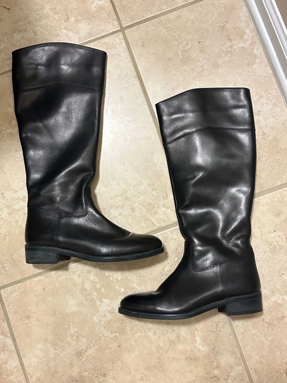 Italian Shoemakers Black Leather Knee-High Riding Boots
